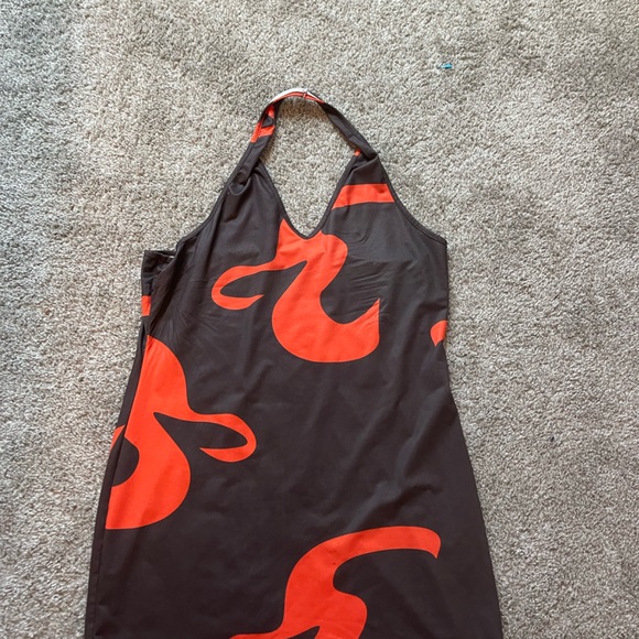 Graphic print Backless halter top dress - Picture 1 of 1